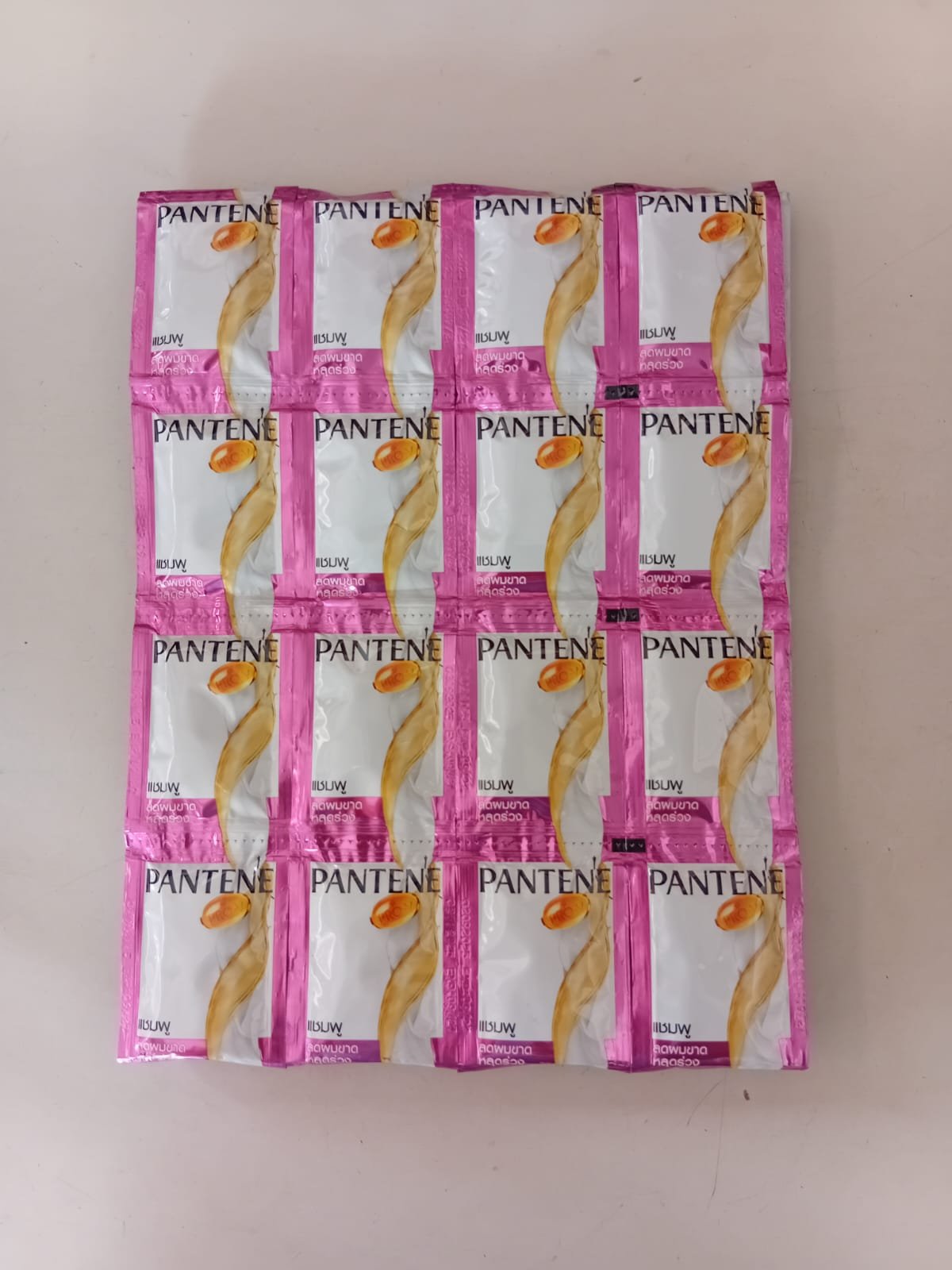 ຢາສາຫົວ PANTENE ແພັກ